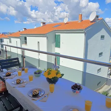 Large Seaview Apt, 150m To Beach, 4km From * טרוגיר